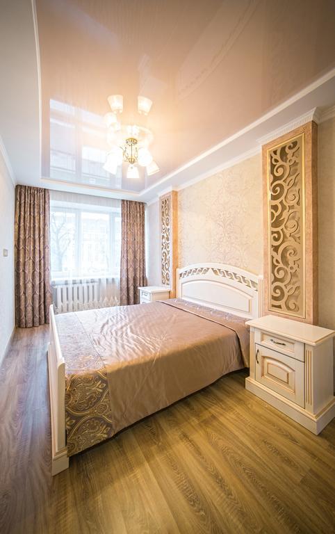 Apartments On Svobody Avenue- The Center Of 리비프 외부 사진