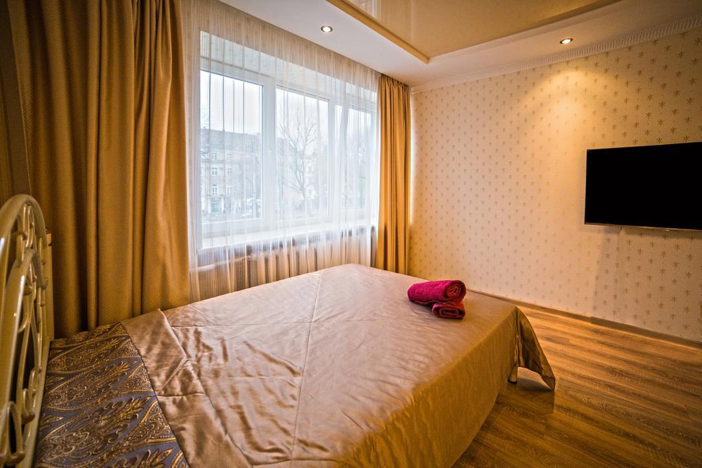 Apartments On Svobody Avenue- The Center Of 리비프 외부 사진